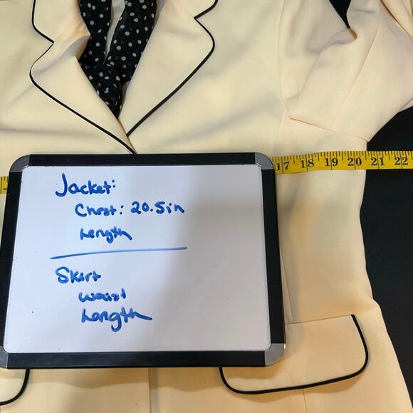 Evan-Picone Skirt Suit Set Yellow and Black Career Wear Size 12 - Picture 6 of 12